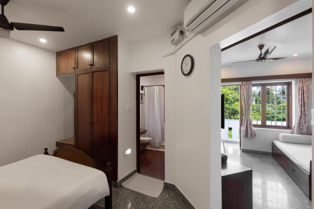 Pondicherry Executive Inn Exterior photo