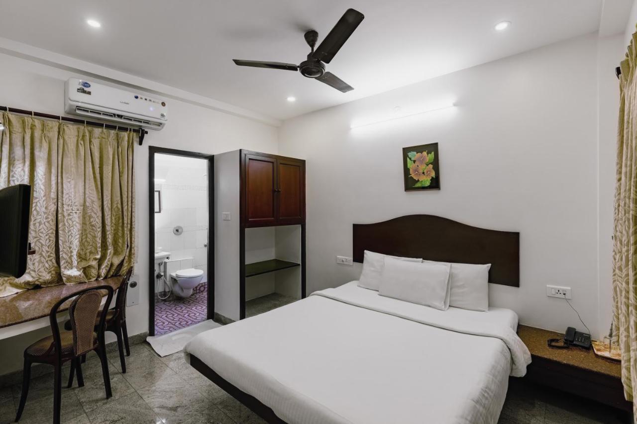 Pondicherry Executive Inn Exterior photo